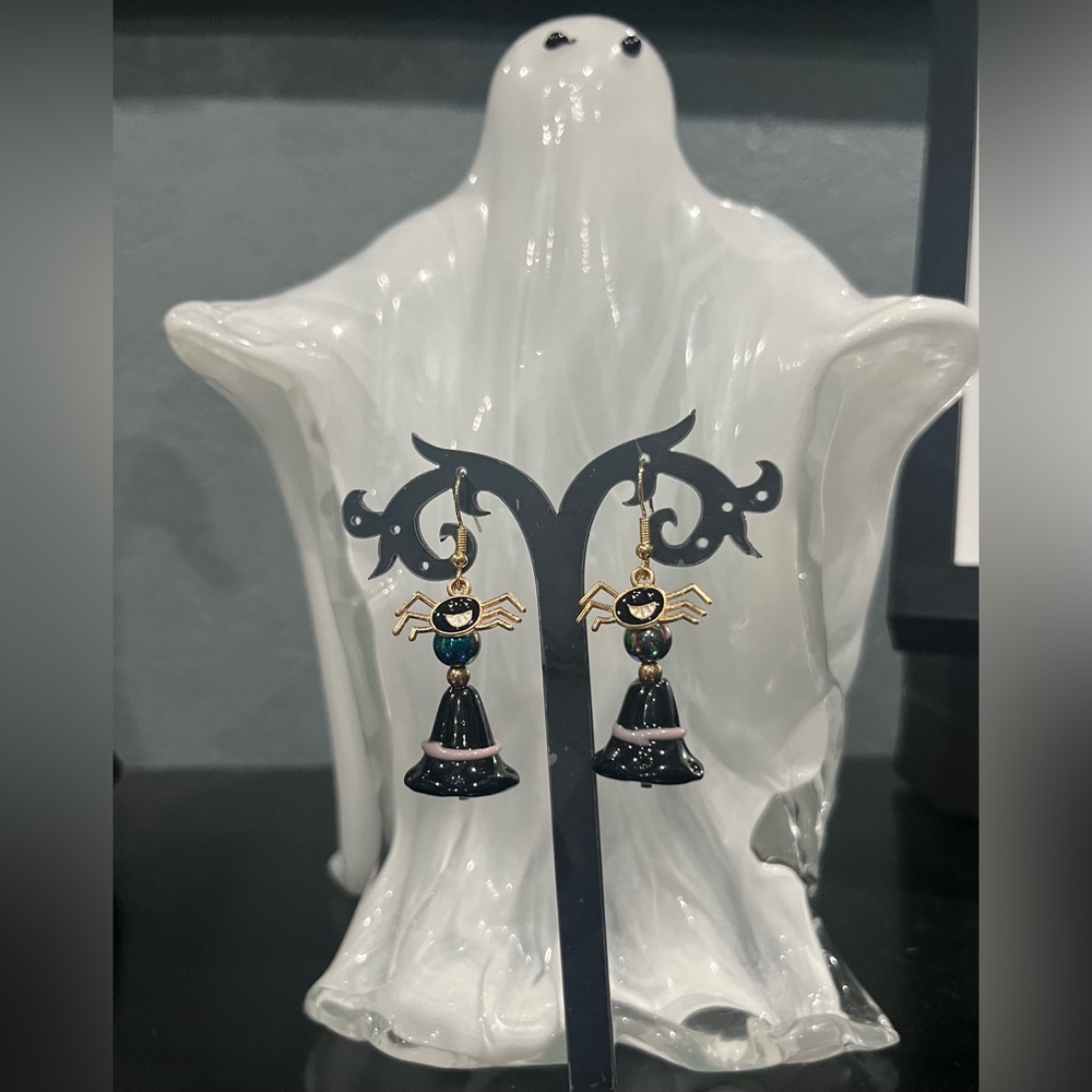 Halloween Earrings. Handmade. Witches Hat and spider charm.